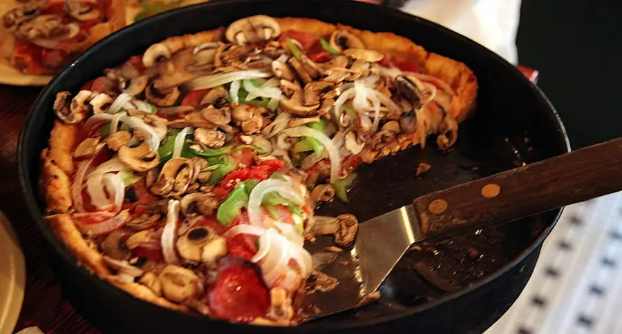 Recette de la Pizza Chicago-Style deep dish